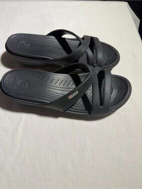 CROCS Black Crisscross Slide Sandals